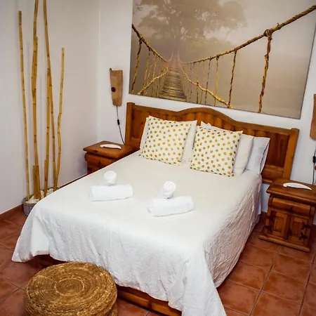 Hotel Rural Flor De Gitanilla Castilblanco de los Arroyos